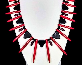 18 1/2" Red coral w/black vein spears & czech glass bead Nosferată necklace