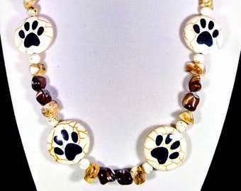 19" Paw print howlite, shell, & stone bead necklace