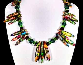 16 1/2" Multi-colored stone spear, swarovski crystal, shell & artglass bead necklace