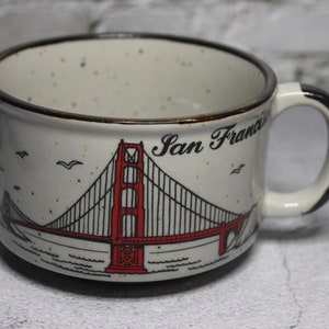 Vintage Coffee Cup Or Soup Cup. Otagiri San Fransisco With The Golden Gate Bridge And Brown Trim. Souvenir Cup, In Good Condition.