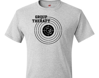 Camiseta de tiro con terapia de grupo, divertida, leyes de armas, derechos, camiseta estadounidense de la Segunda Enmienda