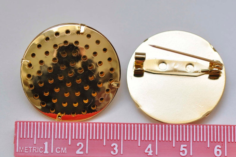 Broche à broche à dos plat en or 24K Broche Perforée Sieve Lunette Vierge Match 25mm / 30mm Cabochon Set de 5 image 5