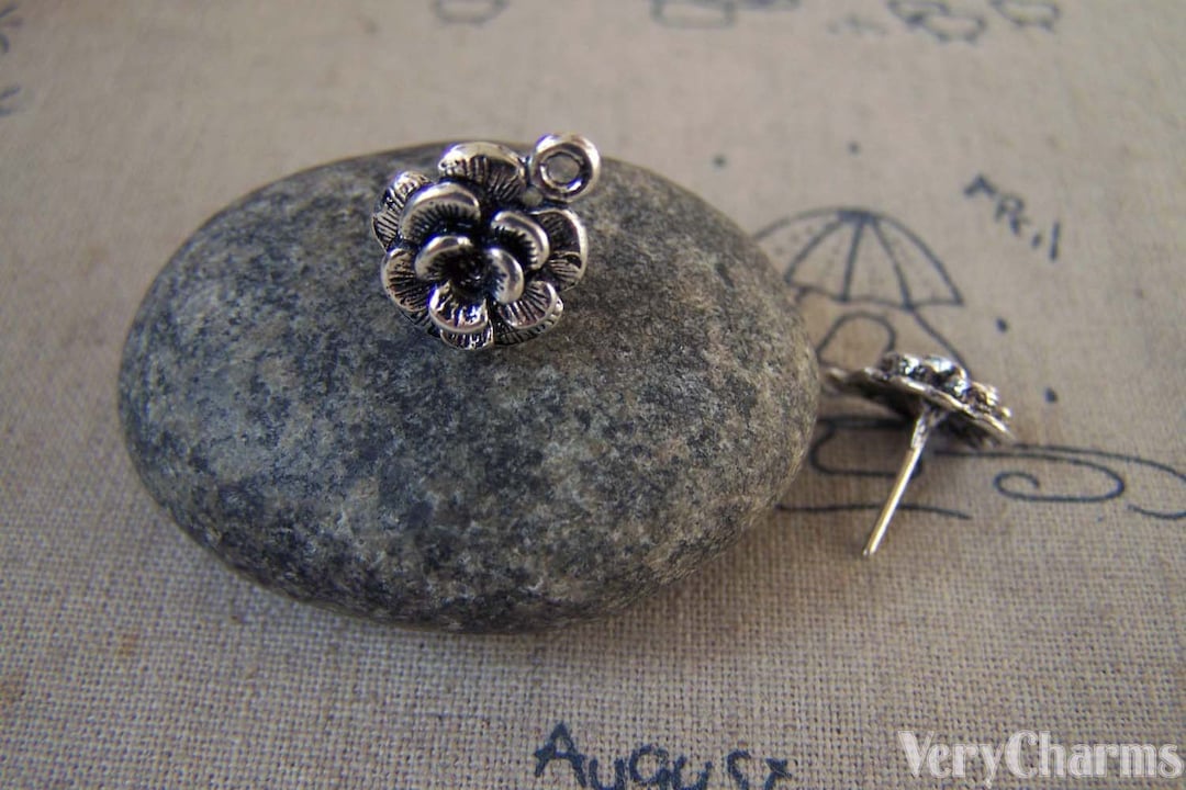 20 Pcs of Antique Silver Flower Earring Posts With Loop Steel Pin 12mm ...