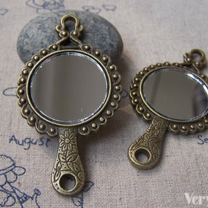 2 pcs Antique Bronze Fancy Real Glass Hand Mirror Pendant A2967