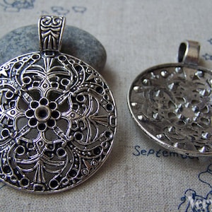 Antique Silver Large Round Pendant Filigree Flower Vintage Design Charms 46x60mm Set of 5 pcs A1833