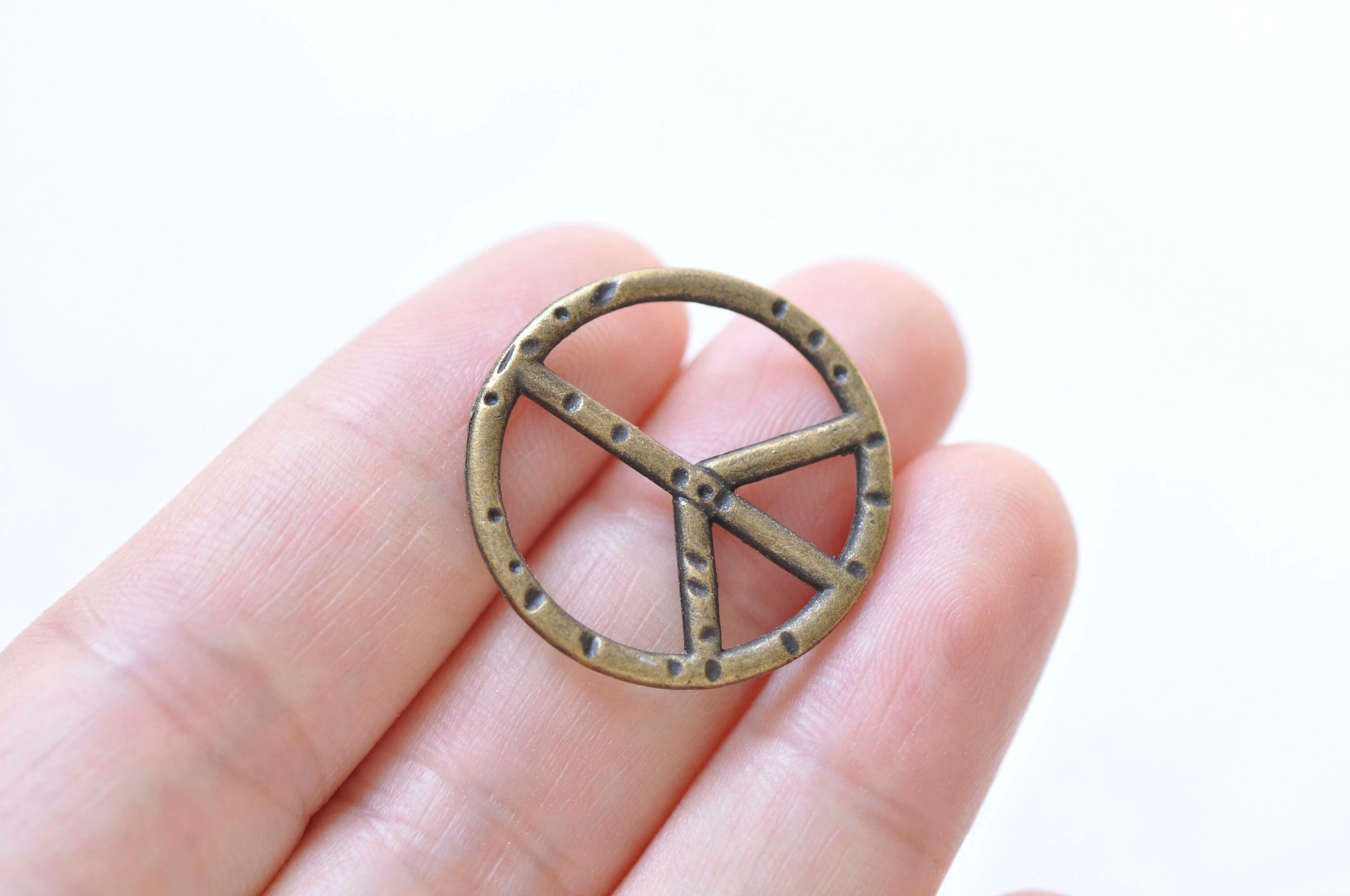 10 Pcs of Antique Bronze Textured Peace Symbol Charms 25mm A7539