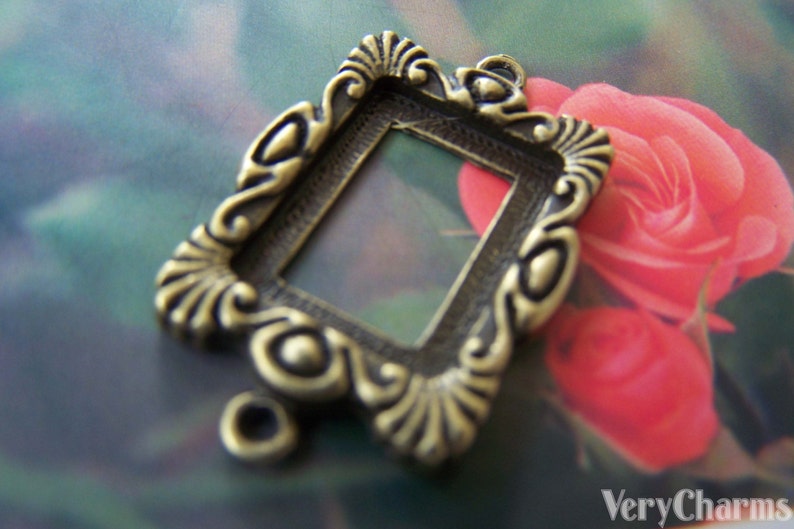 Rectangle Pendant Tray Outlined Floral Cameo Base Connector Match 13x18mm Cabochon Set of 10 A3846