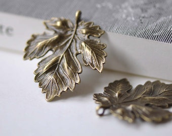 Maple Leaf Charms Antique Bronze Pendants 35x37mm Set of 5 pcs A329