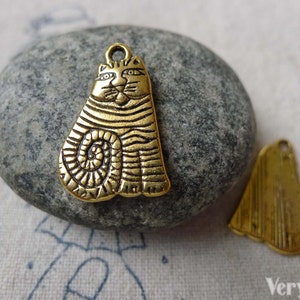 10 pcs of Antique Gold Kitten Cat Charms 14x20mm A6825