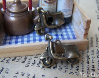 Antique Bronze 3D Motorcycle Motor Scooter Moped Charms Pendants 22mm