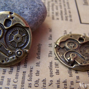 10 pcs of Antique Bronze Mechanical Watch Clock Pendants  25mm A1448