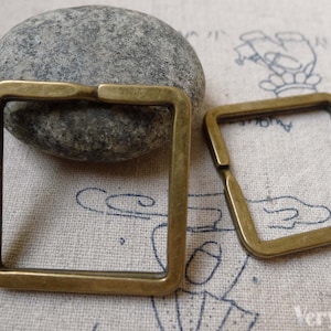 10 pcs of Antique Bronze Square Keyring Charms 33mm A6049