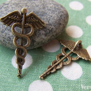 10 pcs Antique Bronze Medical Symbol Caduceus Winged Snakes Charms 20x30mm A1458