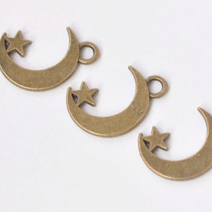 20 pcs Antique Bronze Crescent Moon Star Charms 11x17mm A7448