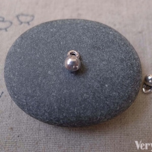 50 pcs of Antique Silver Solid Round Ball Charms 4x6.5mm  A9044