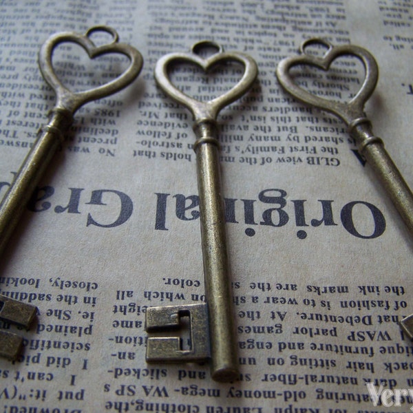 Heart Key Pendants Antique Bronze Skeleton Key Charms Large Size  22x84mm Set of 6 A198