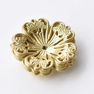 10 pcs Raw Brass Five Petal Large Filigree Flower Bead Cap Embellishments 32mm A8576