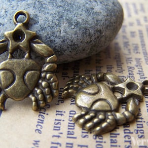 10 pcs of Antique Bronze Cancer Crabs Constellation Charms 18x22mm A891