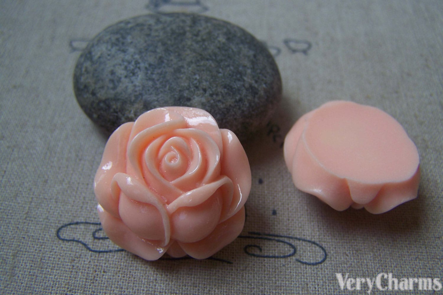 樹脂製ピンクローズフラワーカメオカボション 26mm A4861 6個 - Etsy 日本
