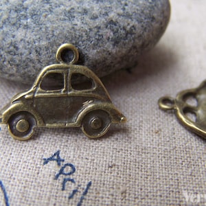 10 pcs of Antique Bronze Car Charms 16x21mm A3368