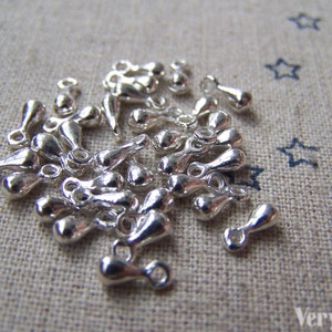 100 pcs Silver Small Tear Drop Teardrop Charms 3x6mm A2745