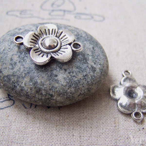 10 pcs of Antique Silver Flower Connector Charms 17x23mm  A2887