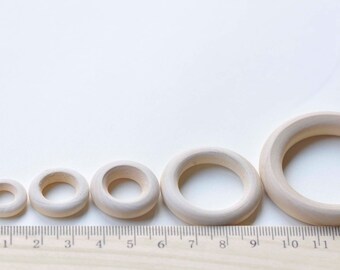 10 Pcs 120mm Unfinished Wooden Rings for Craft, Nature Solid Wood Rings for DIY Crafts Without Paint, Macrame Wooden Rings for Ring Pendant and