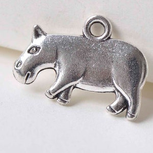 10 pcs Antique Silver Hippopotamus Hippo Charm Pendants 15x20mm A3363