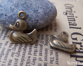 30 pcs Antique Bronze Lovely Duck Charms Double Sided 14x16mm A1586