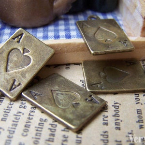 10 pcs d'antique Bronze Ace of Spade Poker Card Charms 12x21mm A492