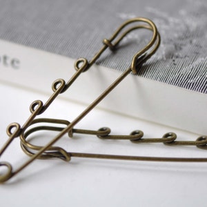 10 pcs Antique Bronze Four Loops Kilt Pin Safety Pins Broochs 18x75mm A2994