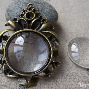 10 pcs of Crystal Glass Magnifying Dome Round Cabochon Cameo 30mm A3329