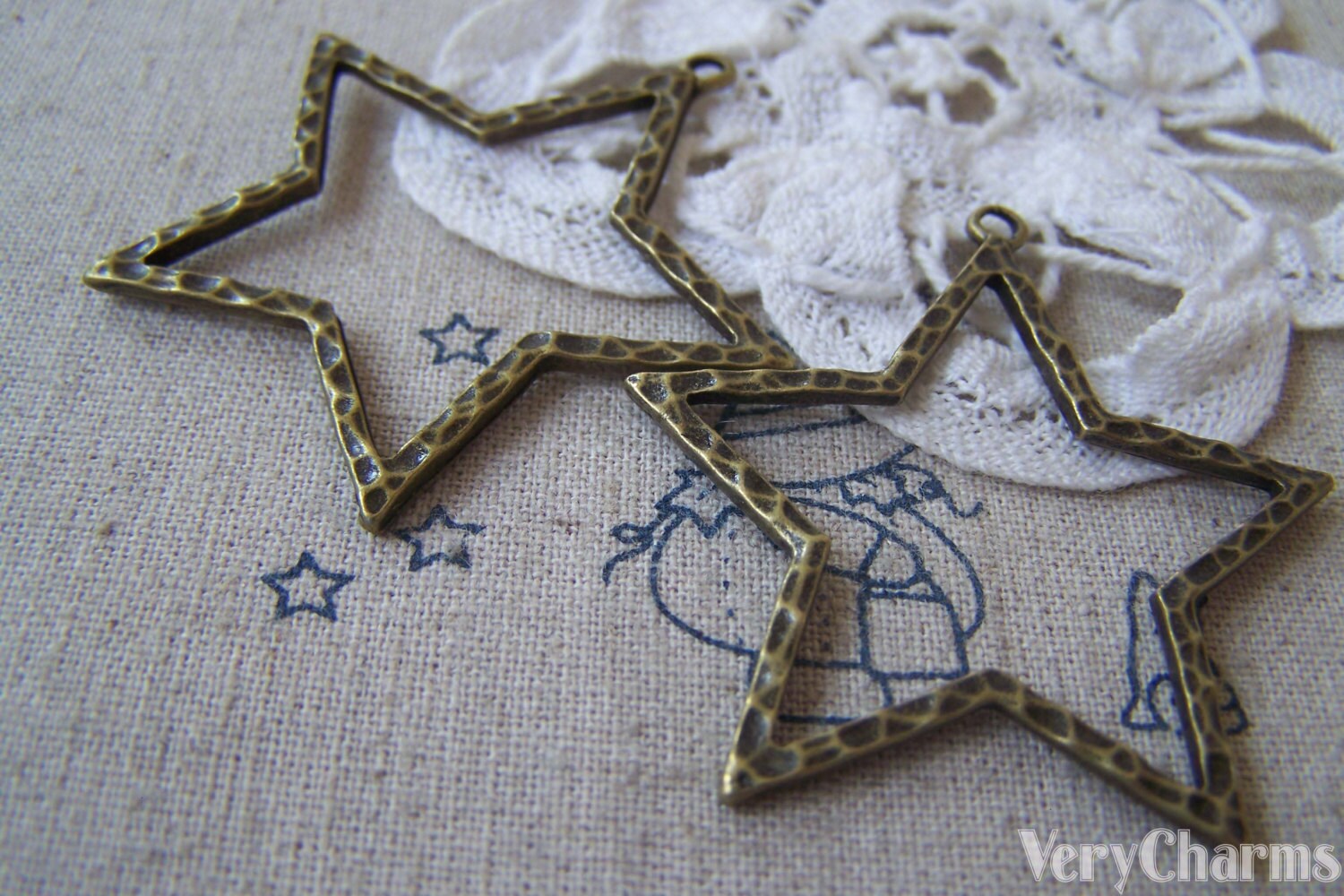 10 Pcs Bronze Star Frame Charms Textured Pendants 42mm A4156 Etsy