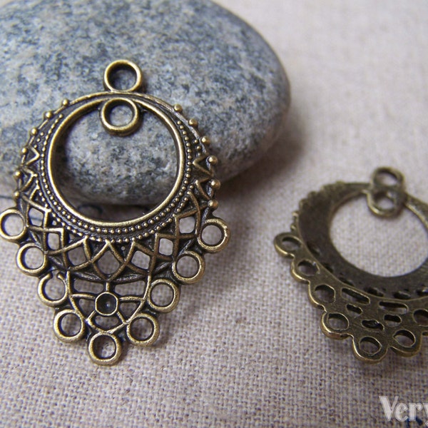 Chandelier Earring, Antique Bronze Filigree Drops, Pendant Charms 24x32mm Ensemble de 20 pcs A412