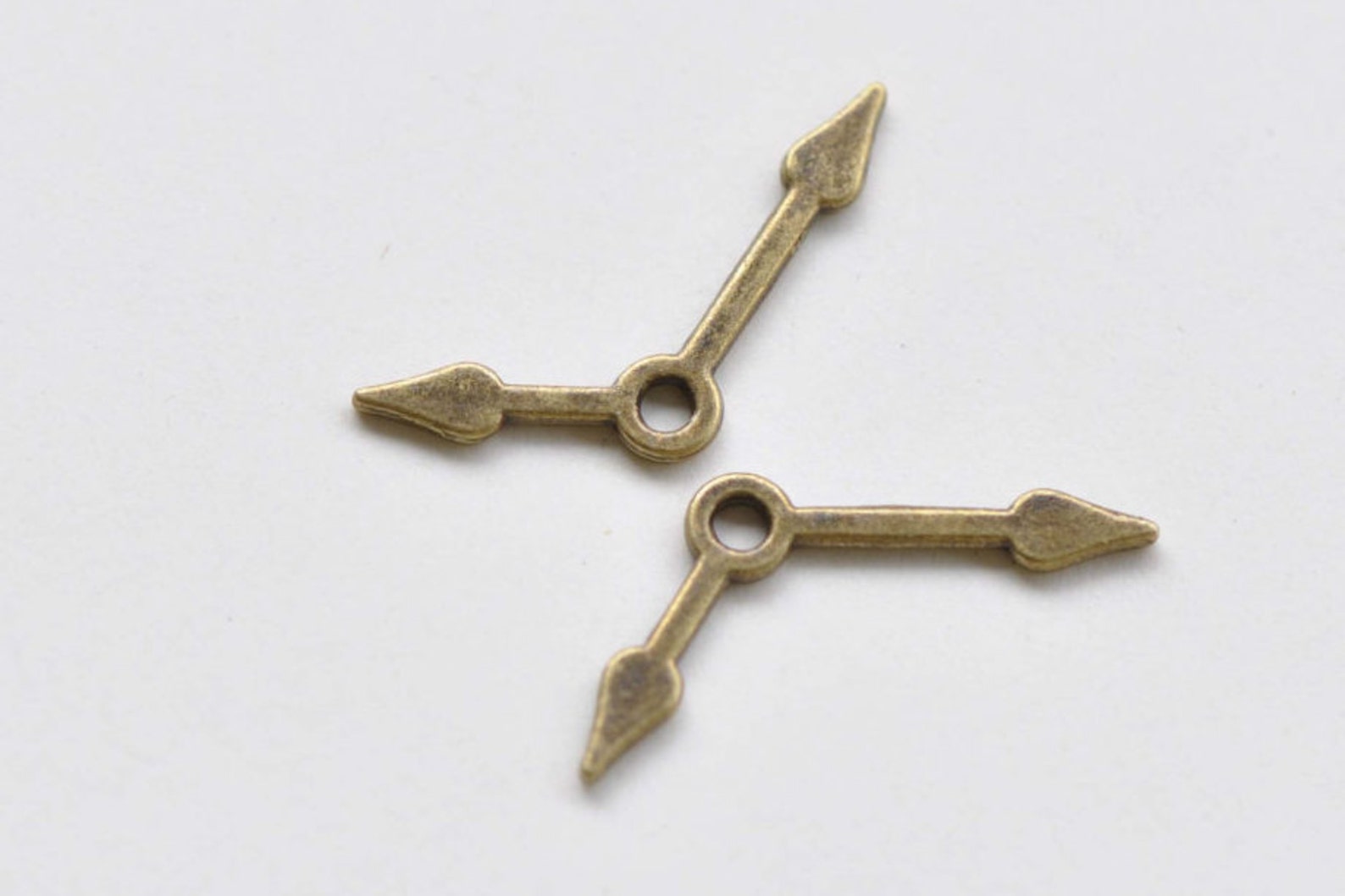 20 Pcs Antique Bronze Clock Hands Charms 15x28mm A8667 Etsy