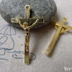 10 pcs Gold Crucifix Cross Pendants Jesus Charms 18x35mm A6730