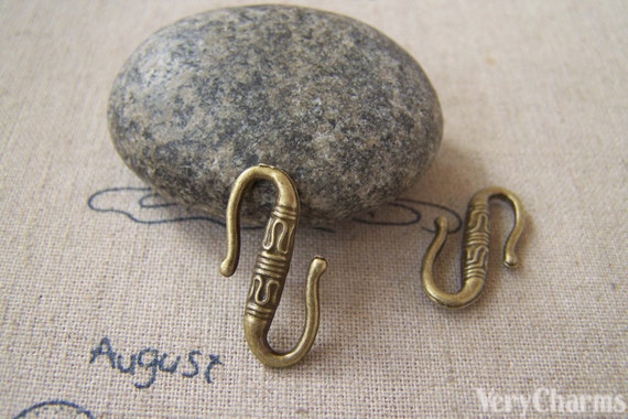 30 pcs Antique Bronze Textured S Hook Clasps 12x22mm A5230
