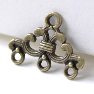 Antique Bronze Chandelier Earring Pendants Connectors Findings Set of 20 A8017