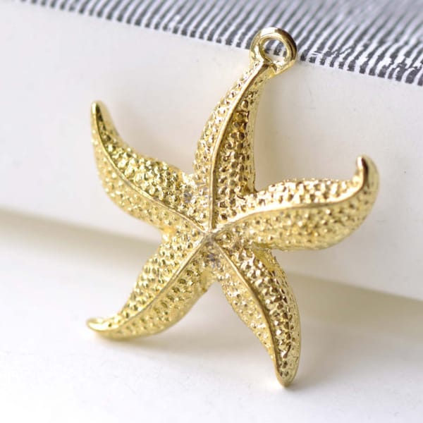 Shiny Gold Starfish Pendants Charms 23mm Set of 10 A8060
