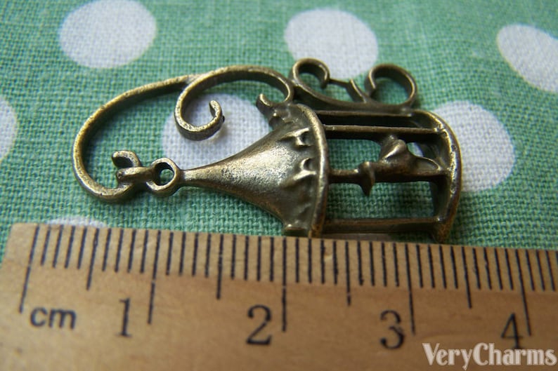 10 pcs of Antique Bronze Filigree Bird Cage Charms 20x34mm A2851