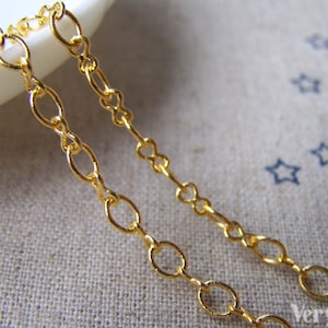 16ft (5m) of Gold Tone Brass Figure 8 Connector Chain  A4034