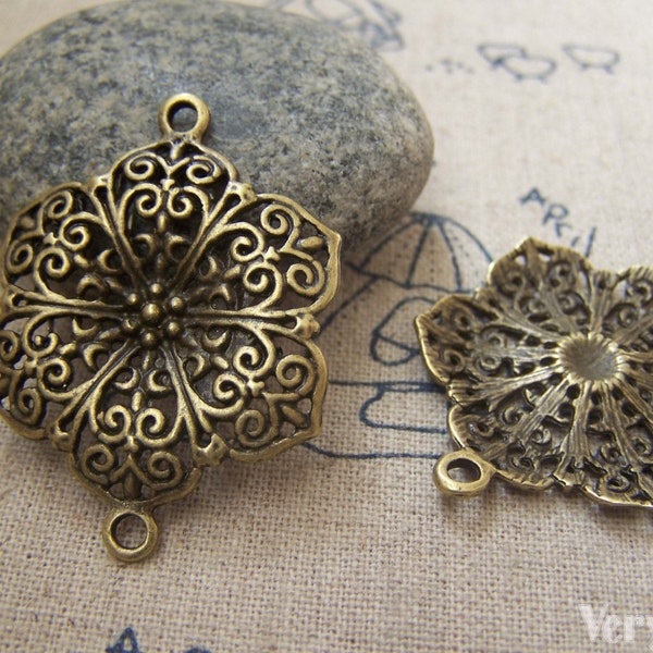 10 pcs of Antique Bronze Filigree Flower Connector Pendants  28x40mm A2181