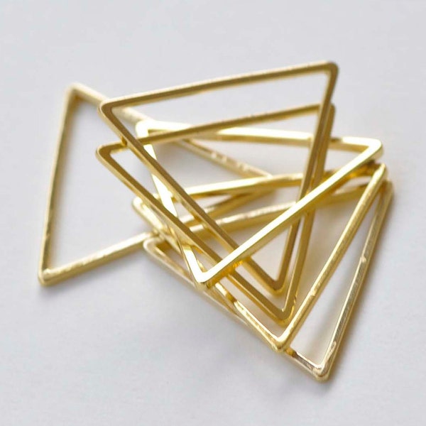 50 pcs Anti Tarnish Gold Seamless Triangle Charms 24mm A6741