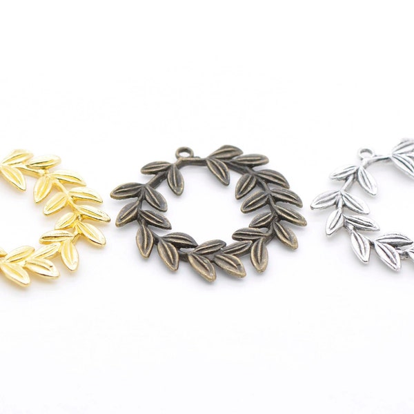 10 pcs of Antique Bronze/Silver/Gold Olive Leaf Wreath Charms Pendants 38x38mm