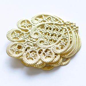 10 pcs Raw Brass Filigree Flower Round Embellishments 36x41mm