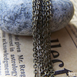 16ft (5m) of Antique Bronze Brass Flat Oval Cable Chain 1.5mm  A2034