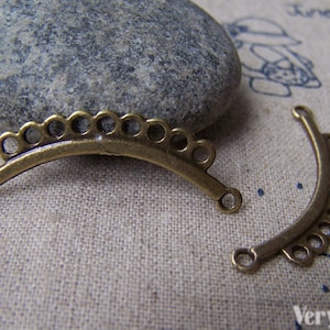 20 pcs of Antique Bronze Multiple Loops Curved Bar Connectors 13x37mm A315