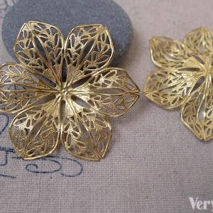 10 pcs of Raw Brass Filigree Huge Flower Embellishments 37mm A7325