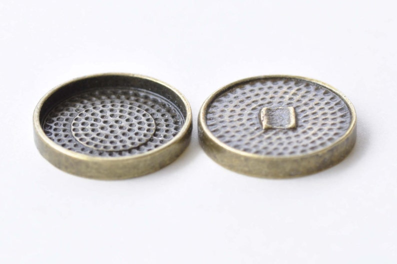 10 pcs Antique Bronze Dotted Pendant Tray Bezel Base Settings Match 25mm Cabochon A8537 image 2