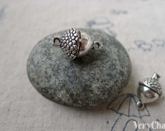 10 pcs of Antique Silver 3D Acorns Pinecones Connectors Charms 10x17mm  A6625